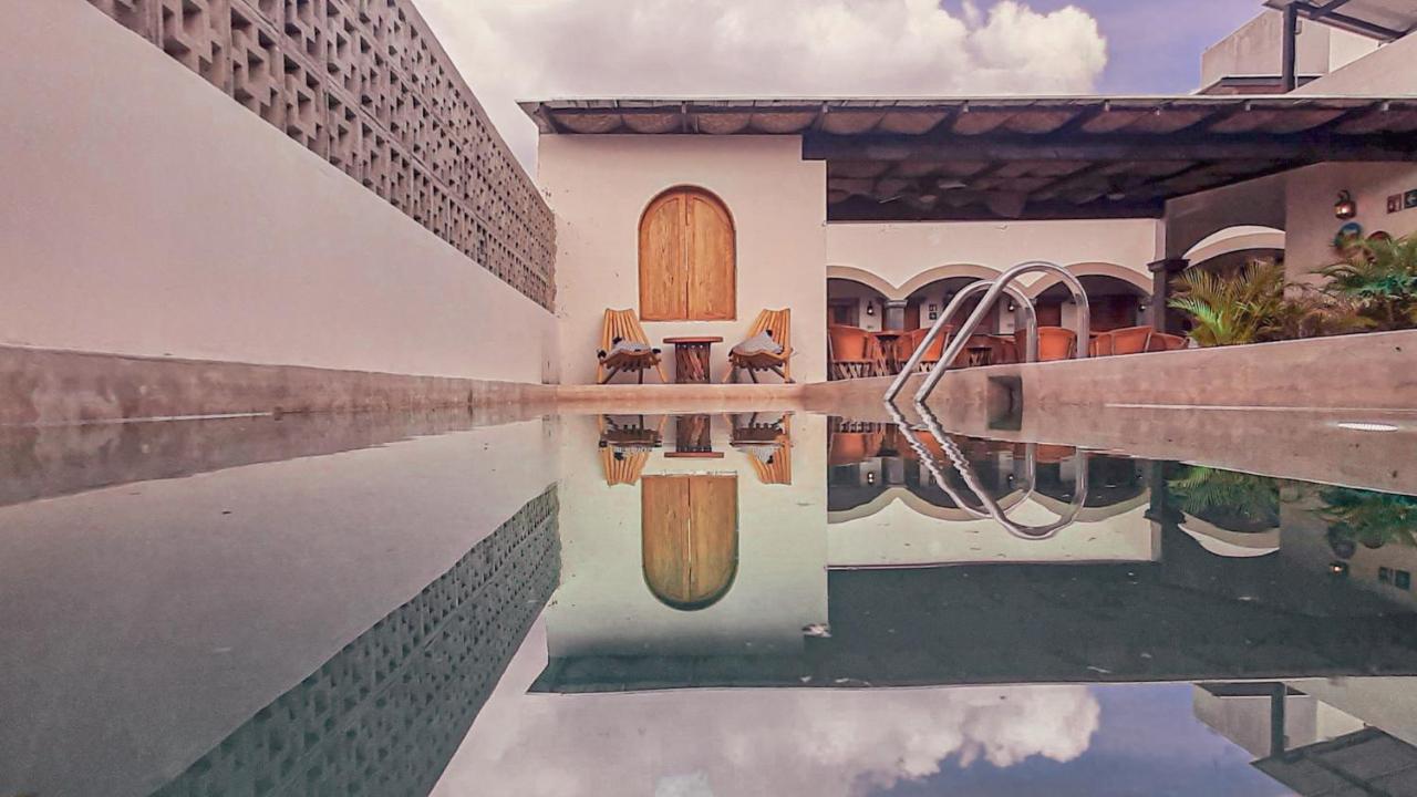 Puerta San Pedro Hotel Tlaquepaque Exterior photo